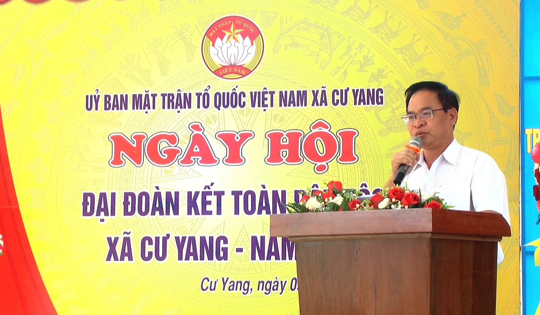 ngoan dunng.00_19_52_23.Still078
